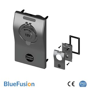 12V / 24V Panel Power Socket with Circuit Breaker, IP65 Rated - BlueFusion