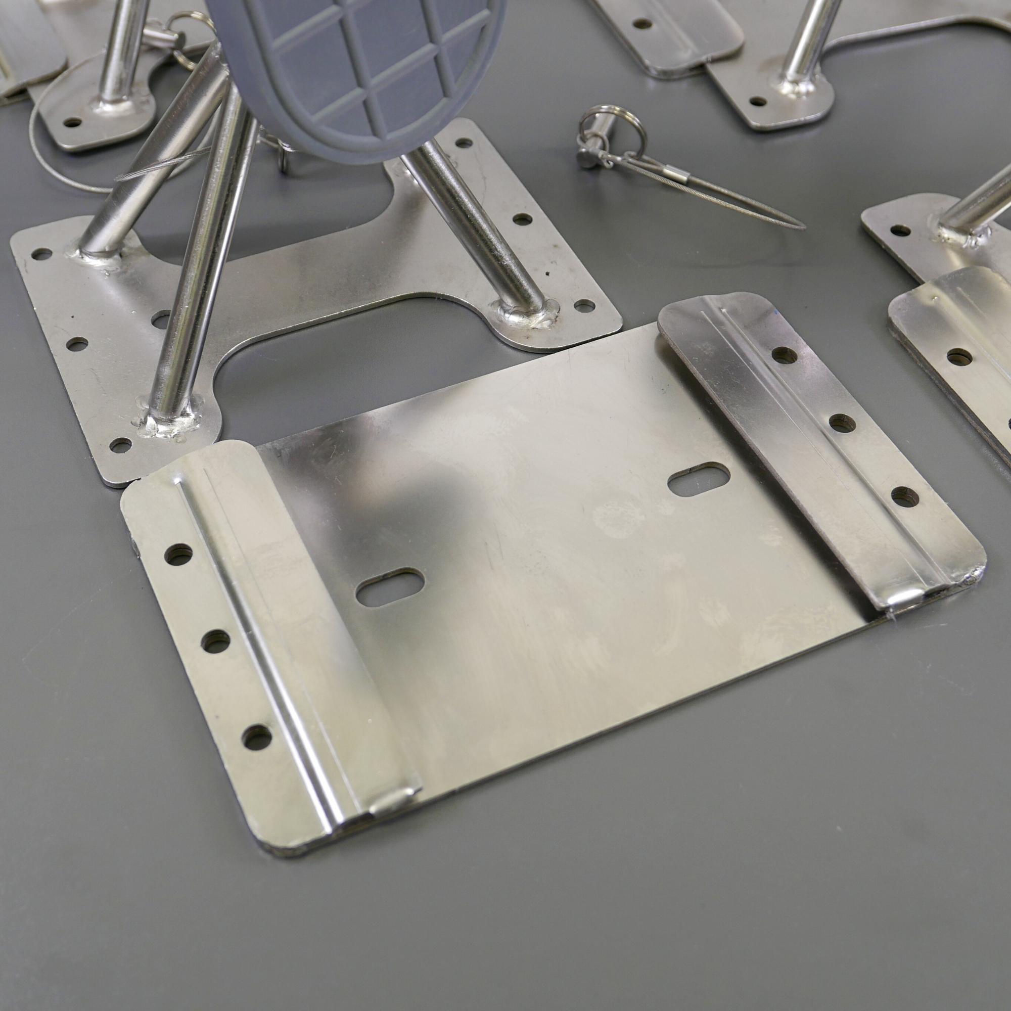 MD1441_6 Boat Stand with Flat Bracket Close up